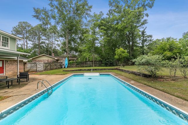 1311 Haisten Drive, Dothan, AL 36301