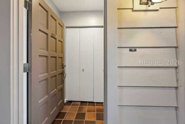 79 Lighthouse Rd Apt 2399, Hilton Head Island, SC 29928