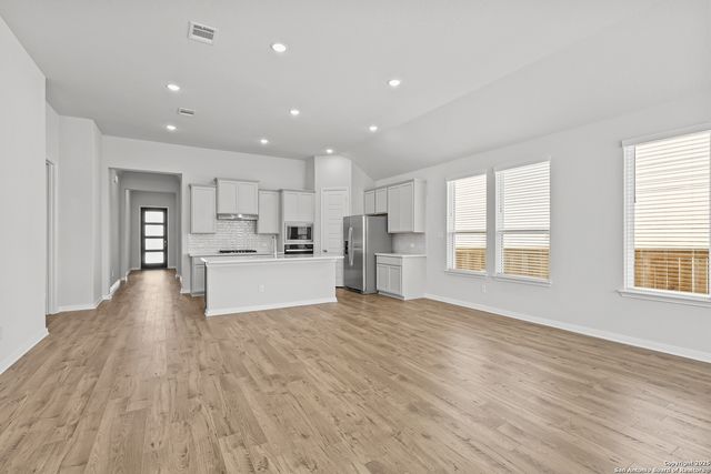 5712 Emmett Street, New Braunfels, TX 78130