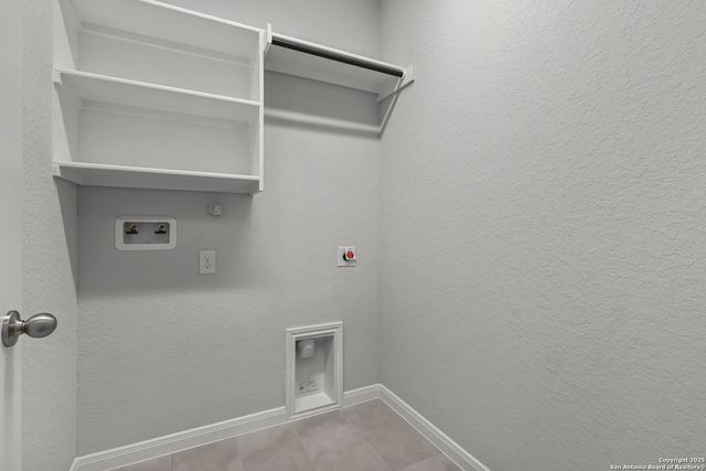 5712 Emmett Street, New Braunfels, TX 78130