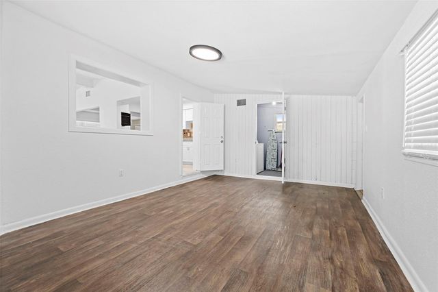 6307 JULIE STREET, Tampa, FL 33610