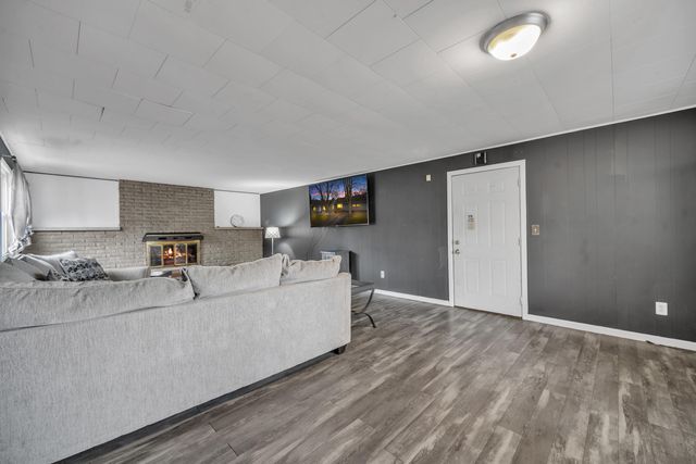 9345 Biddle Street, Romulus, MI 48174