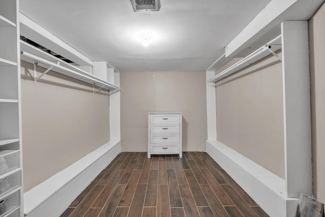 9345 Biddle Street, Romulus, MI 48174