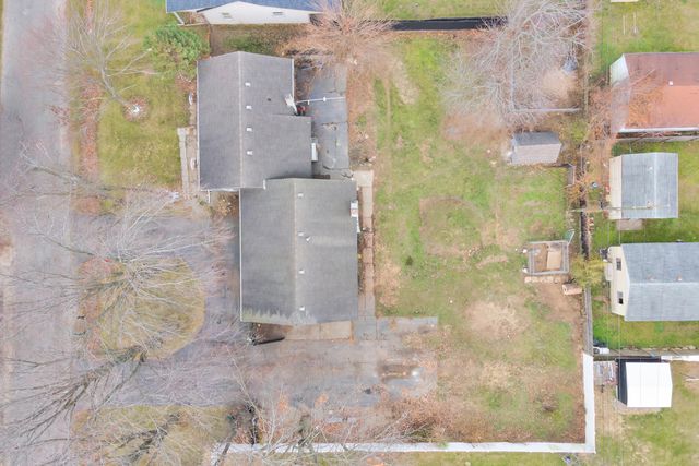 9345 Biddle Street, Romulus, MI 48174