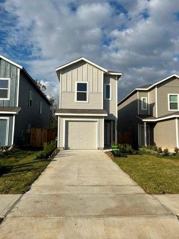 920 Pertuso Lane, Huffman, TX 77336