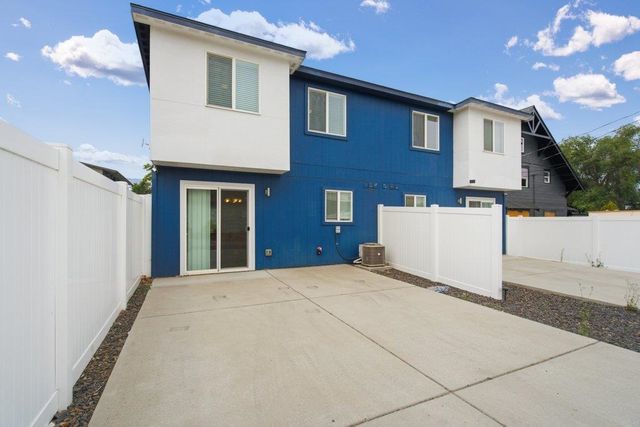 1422 N Wall St, Spokane, WA 99201