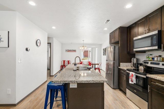 1422 N Wall St, Spokane, WA 99201