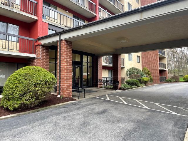 1987 Centurion Drive 311, Forest Hills Boro, PA 15221