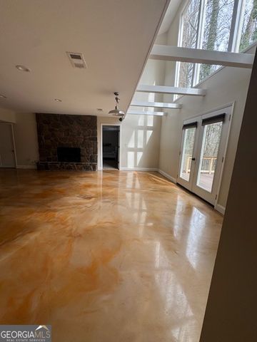 192 NE Kings Row NE, Marietta, GA 30067