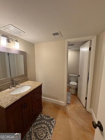 192 NE Kings Row NE, Marietta, GA 30067