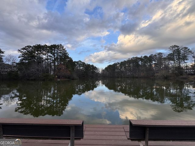 192 NE Kings Row NE, Marietta, GA 30067