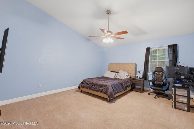 6102 Center Street, Ocean Springs, MS 39564