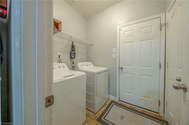 6009 Accord Court, Pfafftown, NC 27040