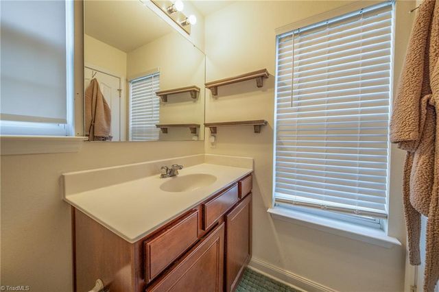 6009 Accord Court, Pfafftown, NC 27040