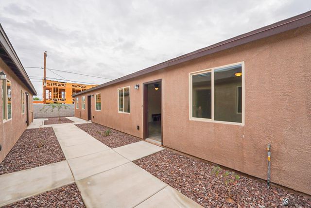 1921 S Walnut Ave, Yuma, AZ 85364