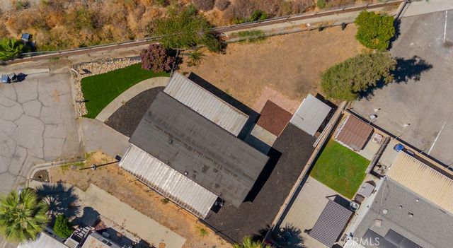 142 Sir Damas Drive, Riverside, CA 92507