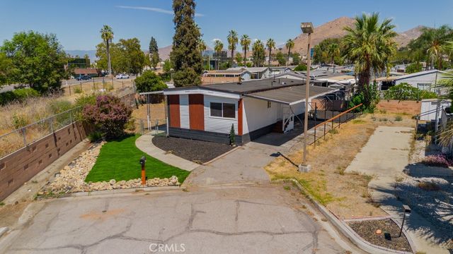 142 Sir Damas Drive, Riverside, CA 92507