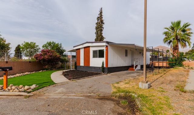 142 Sir Damas Drive, Riverside, CA 92507