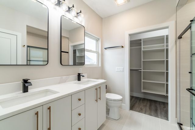 619 Sandringham Pass, Fort Wayne, IN 46845