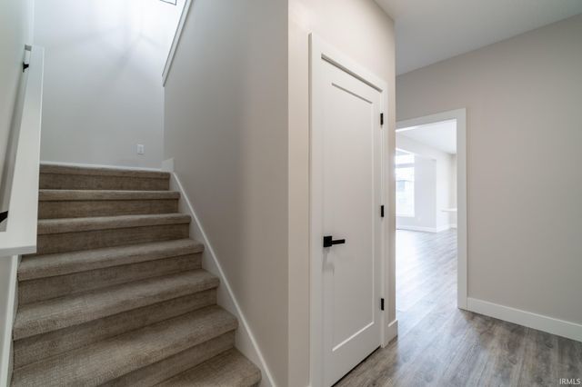 619 Sandringham Pass, Fort Wayne, IN 46845