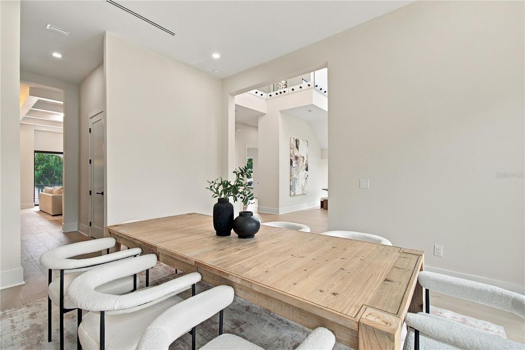 Image 19 of property listing at 3615 S LIGHTNER DRIVE, Tampa, FL 33629