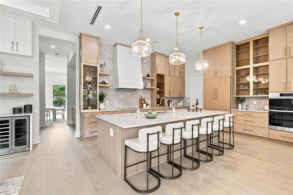 Image 30 of property listing at 3615 S LIGHTNER DRIVE, Tampa, FL 33629