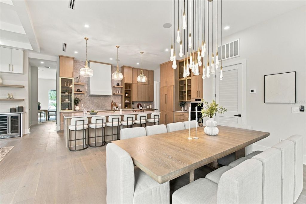 Image 39 of property listing at 3615 S LIGHTNER DRIVE, Tampa, FL 33629