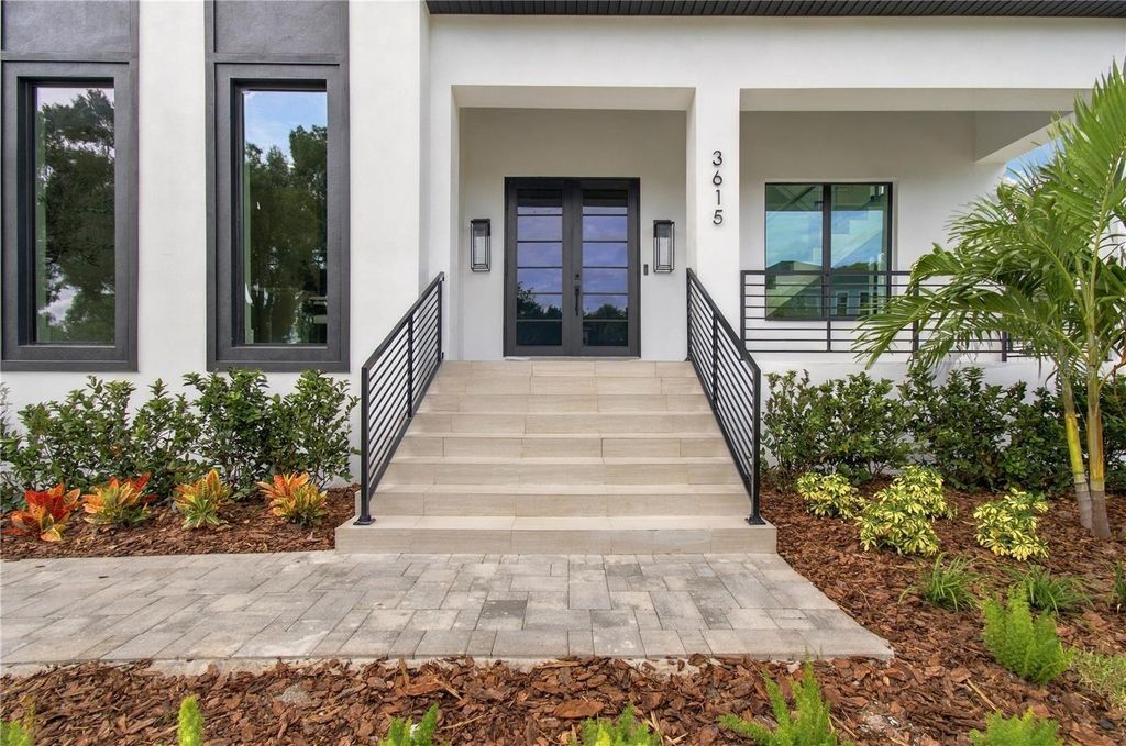 Image 5 of property listing at 3615 S LIGHTNER DRIVE, Tampa, FL 33629