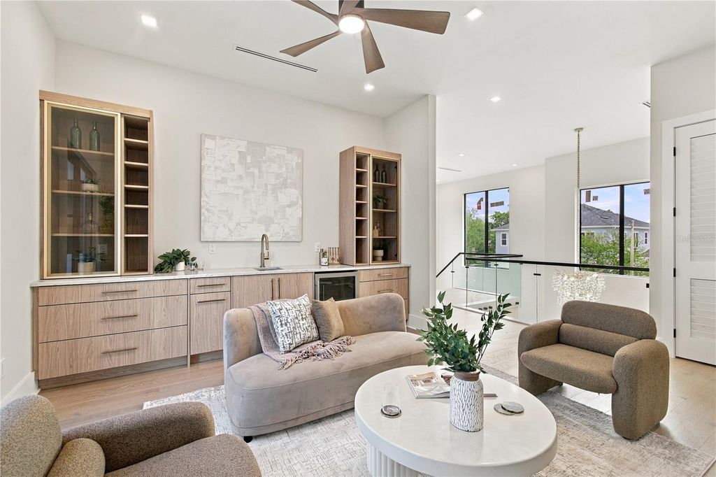 Image 62 of property listing at 3615 S LIGHTNER DRIVE, Tampa, FL 33629