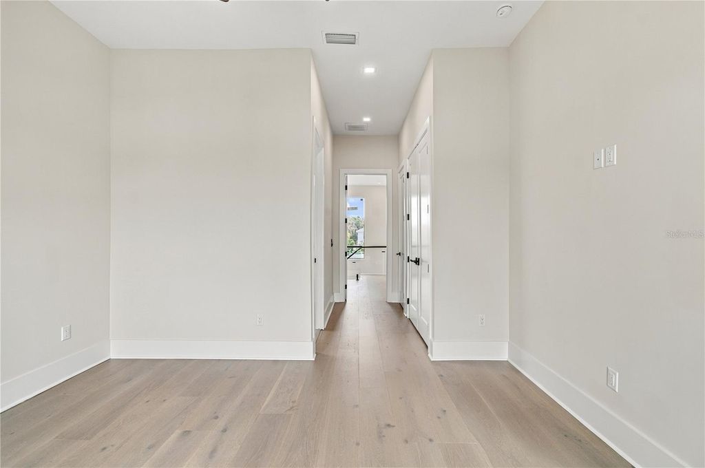 Image 78 of property listing at 3615 S LIGHTNER DRIVE, Tampa, FL 33629