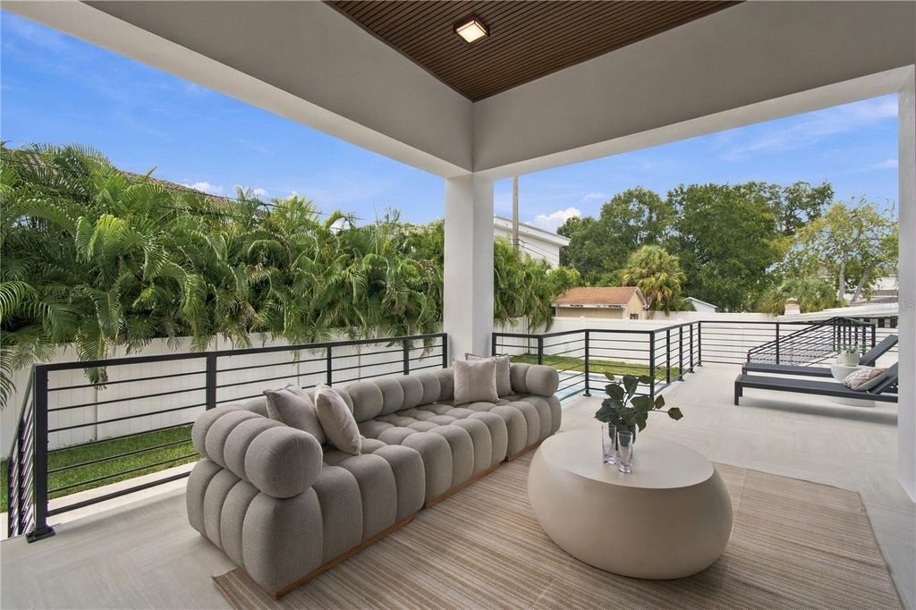 Image 88 of property listing at 3615 S LIGHTNER DRIVE, Tampa, FL 33629