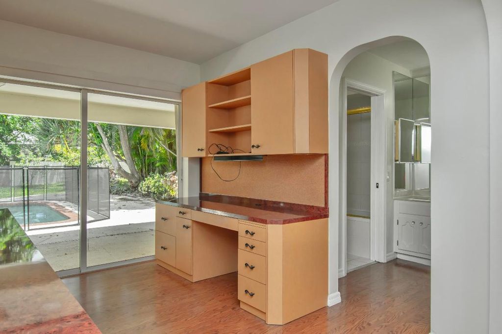 Image 25 of property listing at 6749 S Grande Drive, Boca Raton, FL 33433