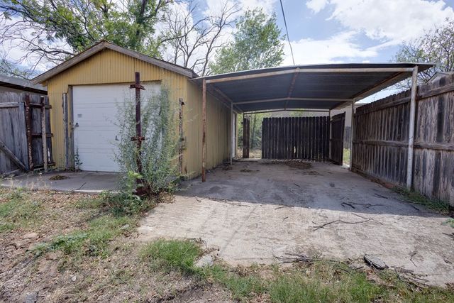 107 W 10th St, Big Spring, TX 79720