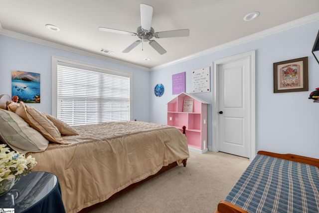2 Fox Hunt Lane, Greer, SC 29651
