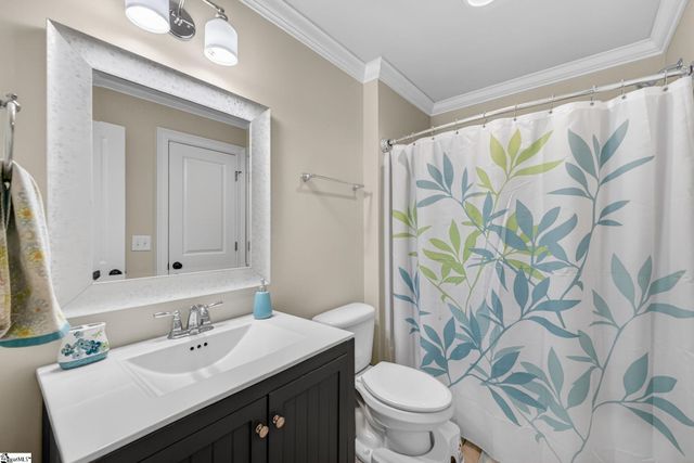 2 Fox Hunt Lane, Greer, SC 29651