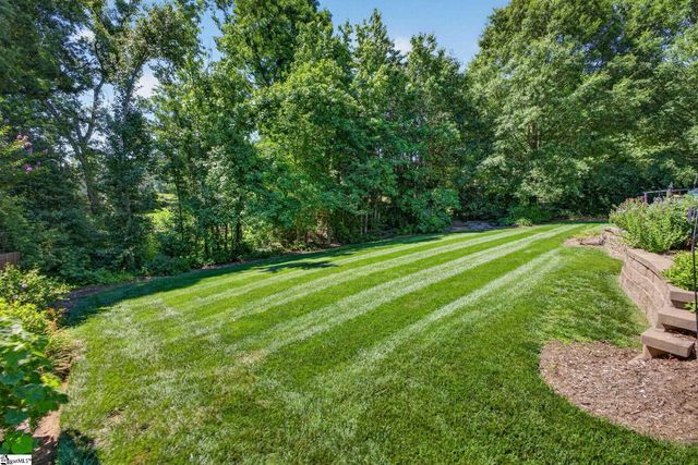 2 Fox Hunt Lane, Greer, SC 29651