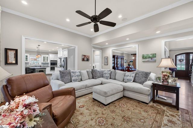 2 Fox Hunt Lane, Greer, SC 29651