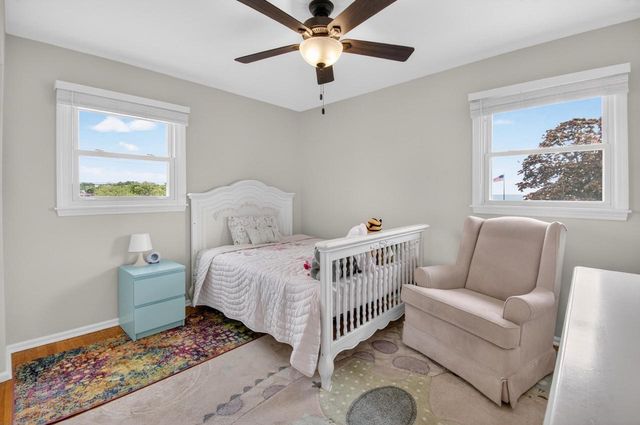 8 Steeplechase DRIVE, Racine, WI 53402