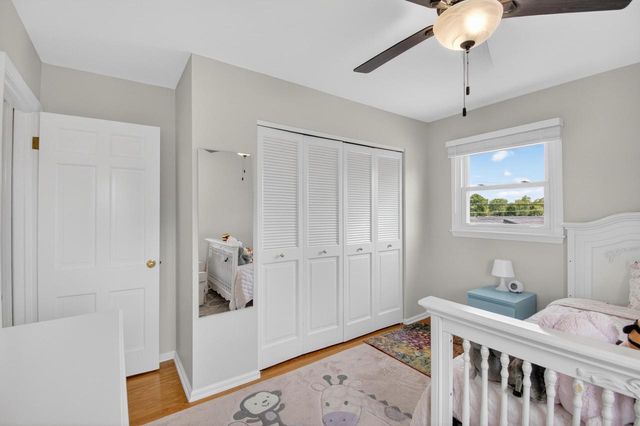 8 Steeplechase DRIVE, Racine, WI 53402