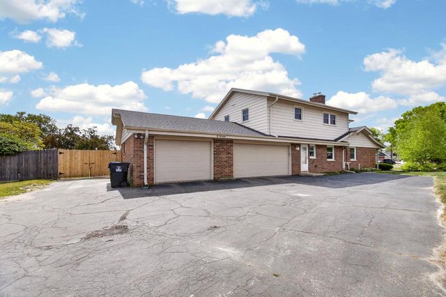 8 Steeplechase DRIVE, Racine, WI 53402