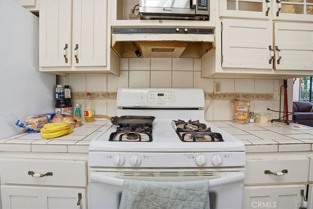 4400 Harrison Canyon, San Bernardino, CA 92404