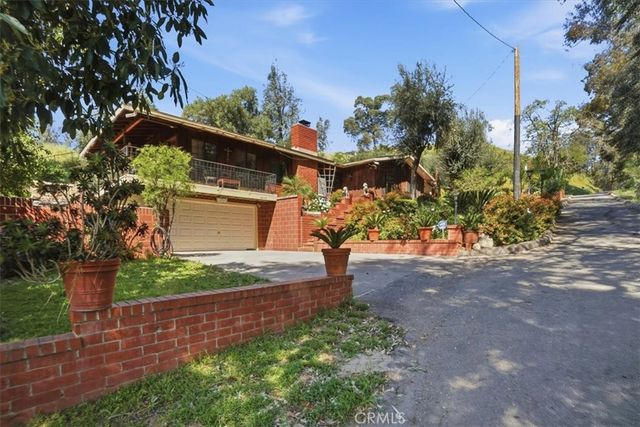 4400 Harrison Canyon, San Bernardino, CA 92404