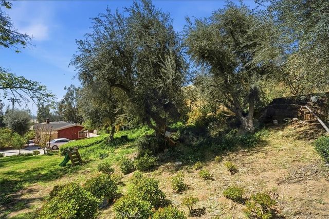 4400 Harrison Canyon, San Bernardino, CA 92404