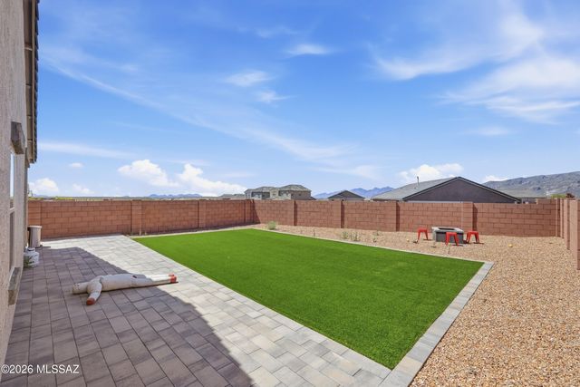 14061 E Crotalus Way, Vail, AZ 85641