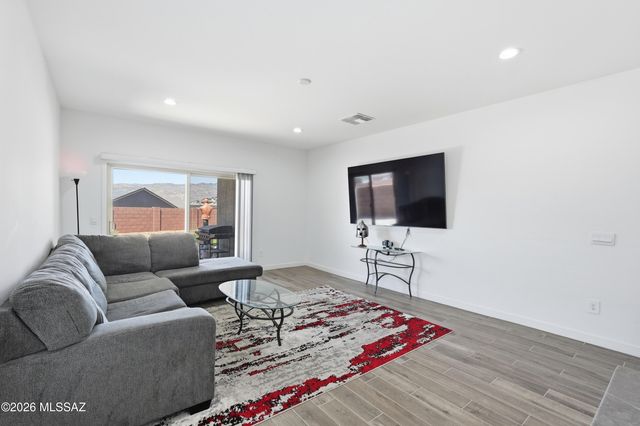 14061 E Crotalus Way, Vail, AZ 85641