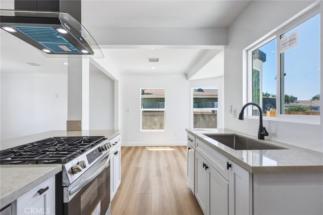 1433 N Neptune, Wilmington, CA 90744
