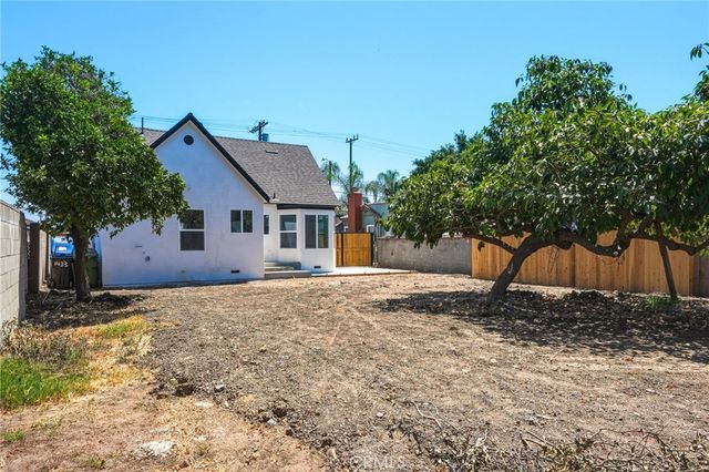 1433 N Neptune, Wilmington, CA 90744