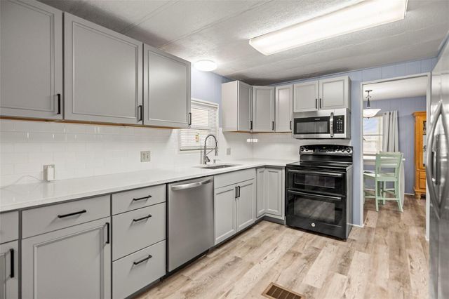 34657 ORANGE DRIVE N, Pinellas Park, FL 33781