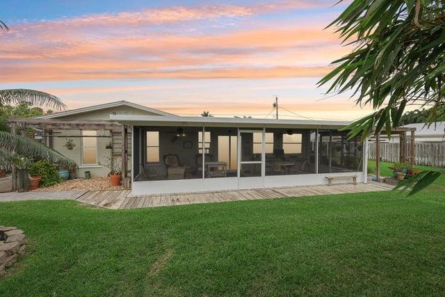 4844 SE Pilot Way, Stuart, FL 34997