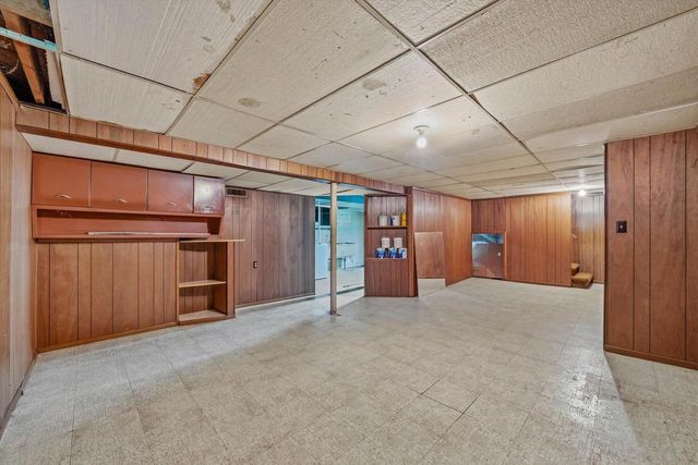 4134 W Fountain AVENUE, Brown Deer, WI 53209